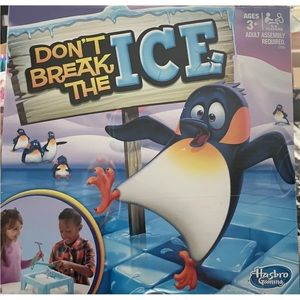 Don’t Break the Ice Hasbro Gaming Game